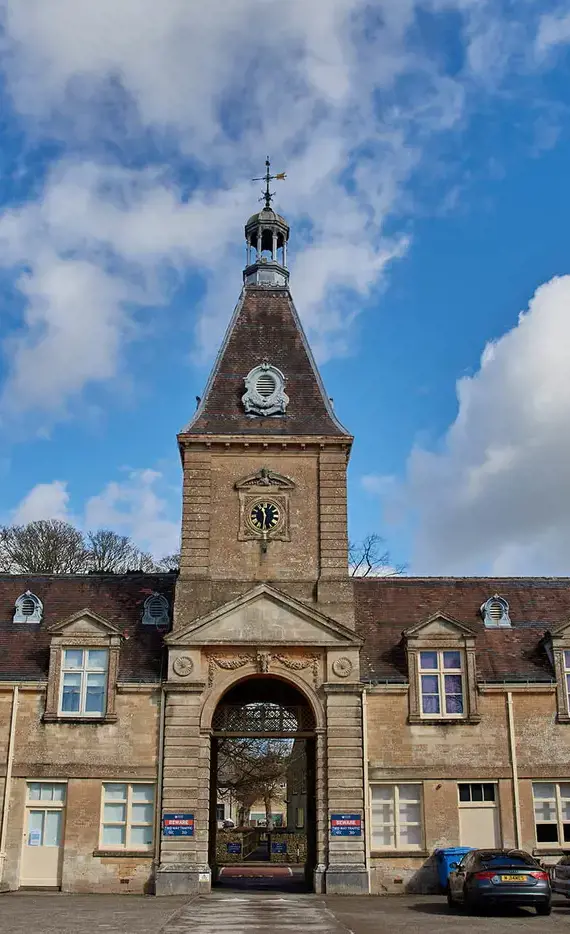 Rendcomb College