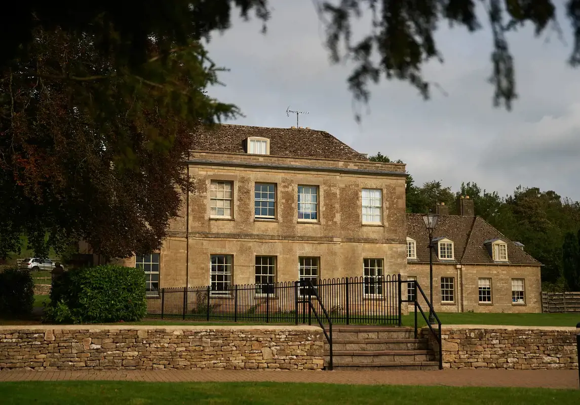 Rendcomb College grounds